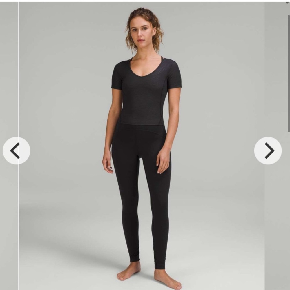 Lulu Align Top